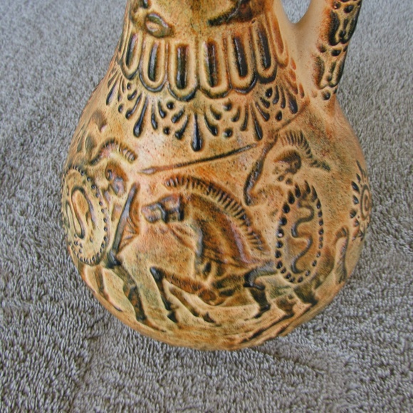 Sicilian Vase - Picture 7 of 8